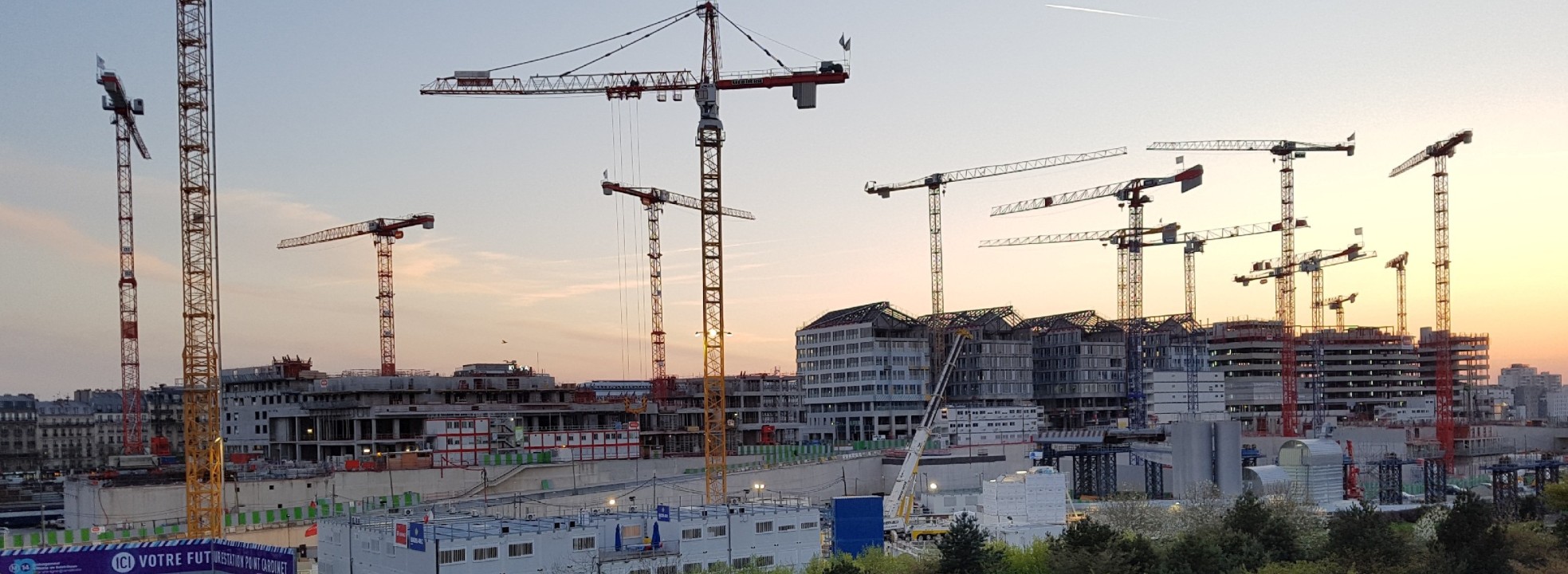 la gare Pont-Cardinet du métro ligne 14
