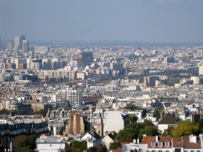 Batignolles avec La Defense en fond &agrave; gauche