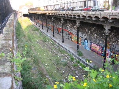 La  Gare avenue de Saint-Ouen