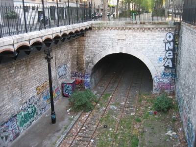 La  Gare avenue de Saint-Ouen
