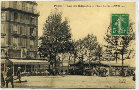 Paris    Gare des Batignolles place Cardinet