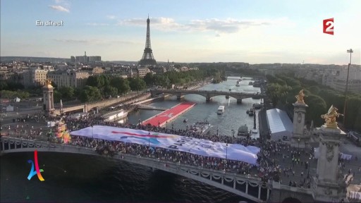 la Tour-Eiffel et le tout Paris se prpare
